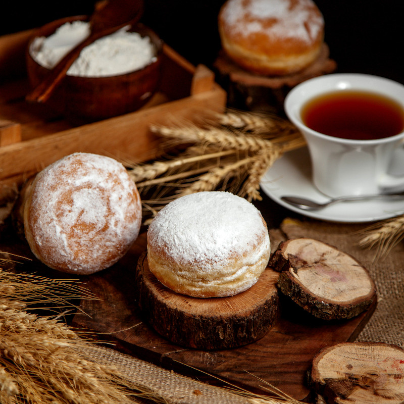 Tłusty czwartek,tradycyjne pączki z pierkani - cukierni z tradycjami